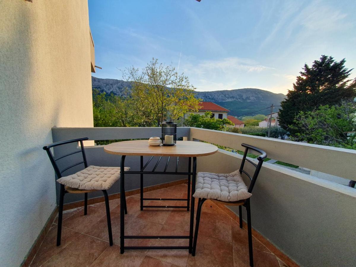 Apartments Mira Baška Exterior foto